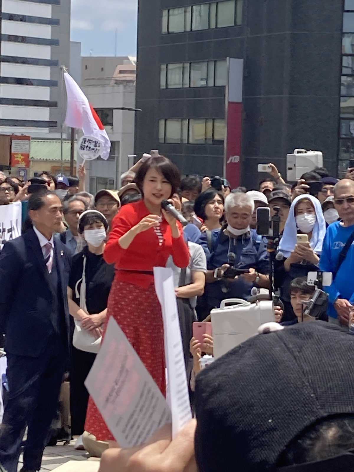 深田萌絵 プロフィール